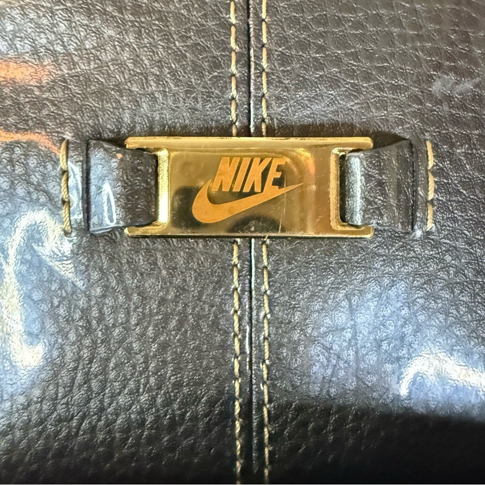 NIKE TOTE BAG Women's Vintage HERITAGE Vertical Leather BA2943 Silver Black - Picture 2 of 10